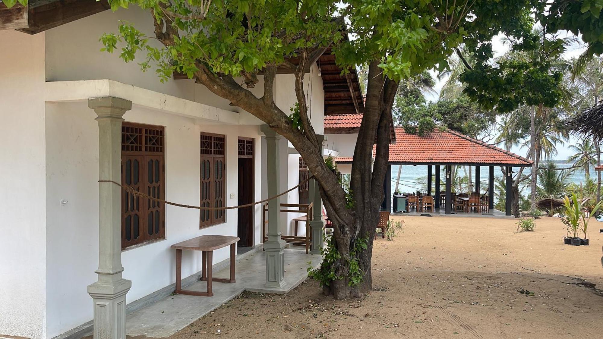 Albergue Coconut Hill Arugam Bay Exterior foto